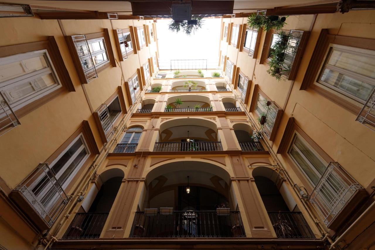 Duomo 77 - In The Heart Of The Historical Center By Elite Villas Naples Extérieur photo